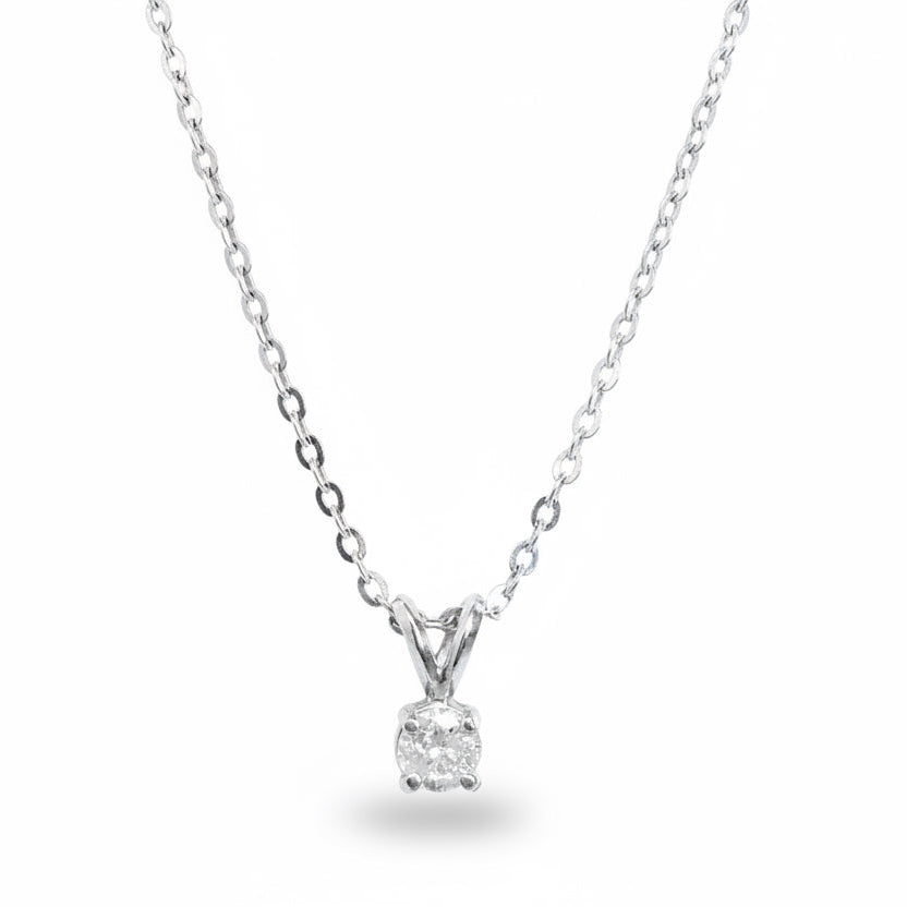 "PEND01069" Solitaire Round Diamond Pendant