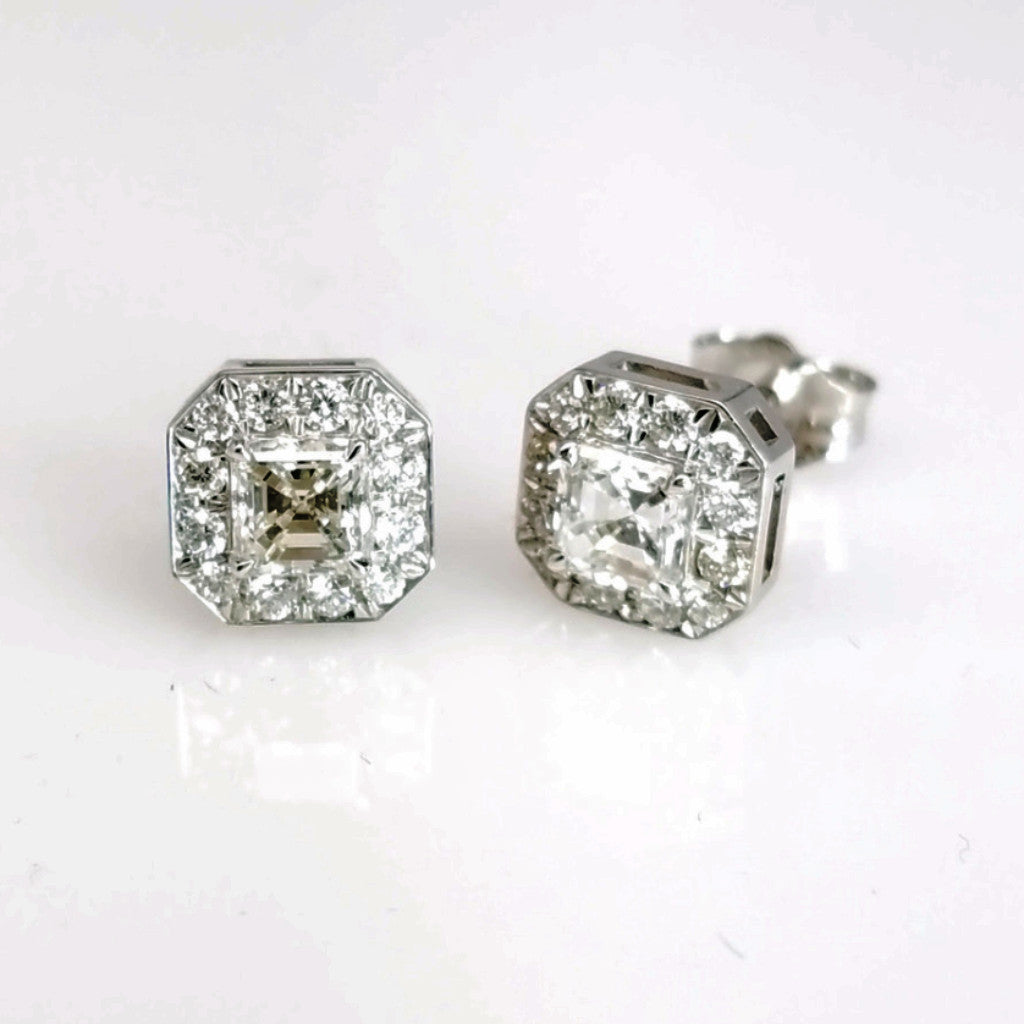 "EARR01106" Ladies Diamond Studs EARR01106