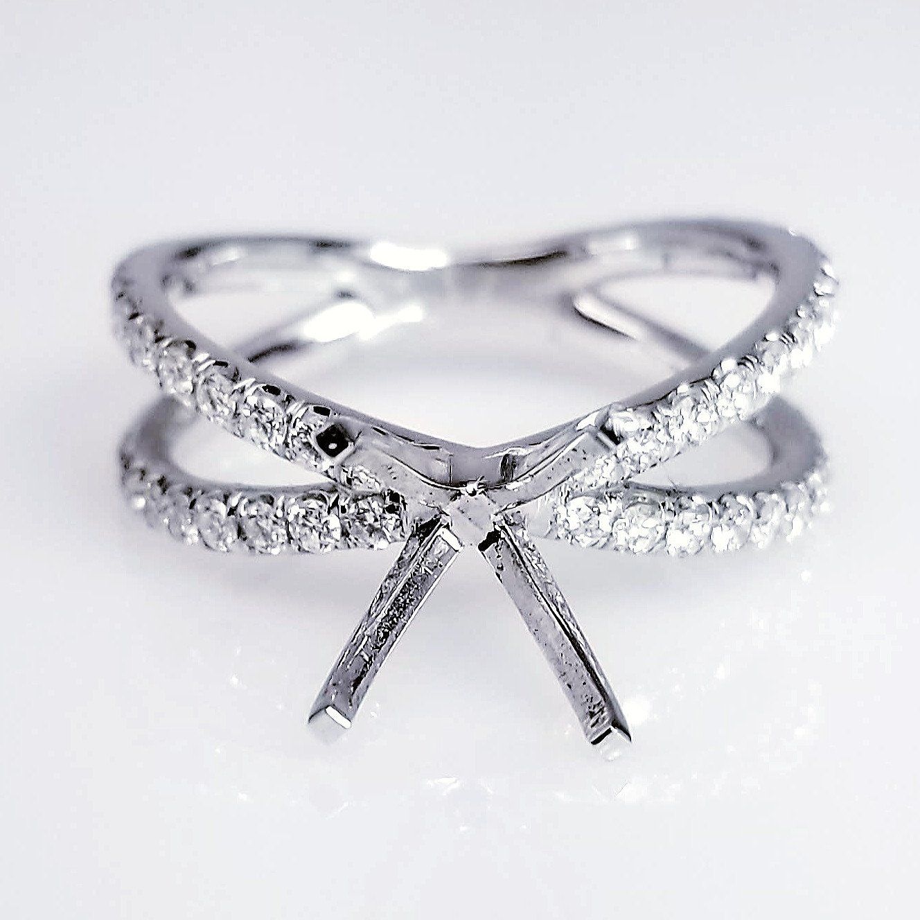 "ENGR02715" Split Shank Pave Diamond Engagement Ring Setting 0.82cts