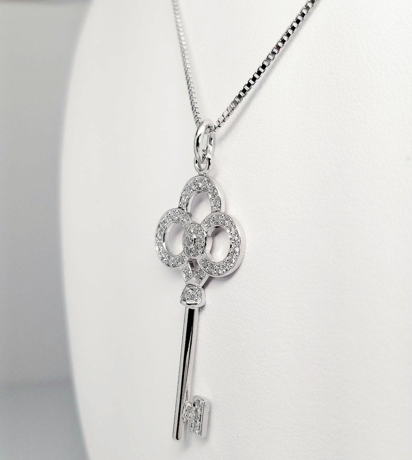 Diamond Key Pendant 0.85cts in 18K White Gold with 18" Chain