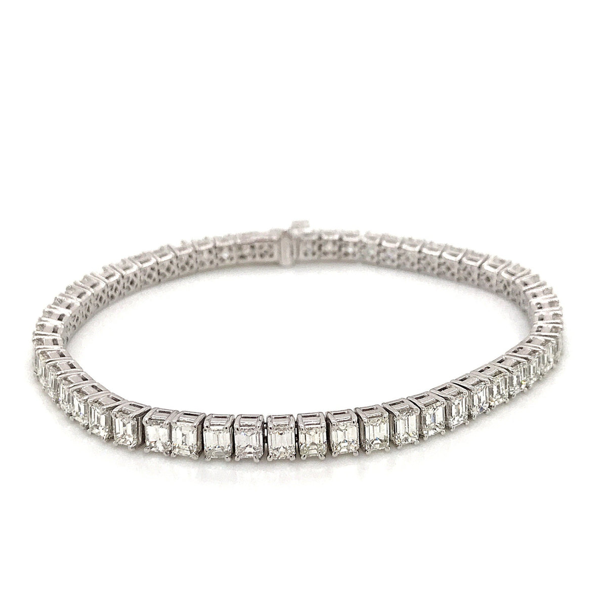 "BRAC01440" Emerald Shaped Diamond Tennis Bracelet in Platinum