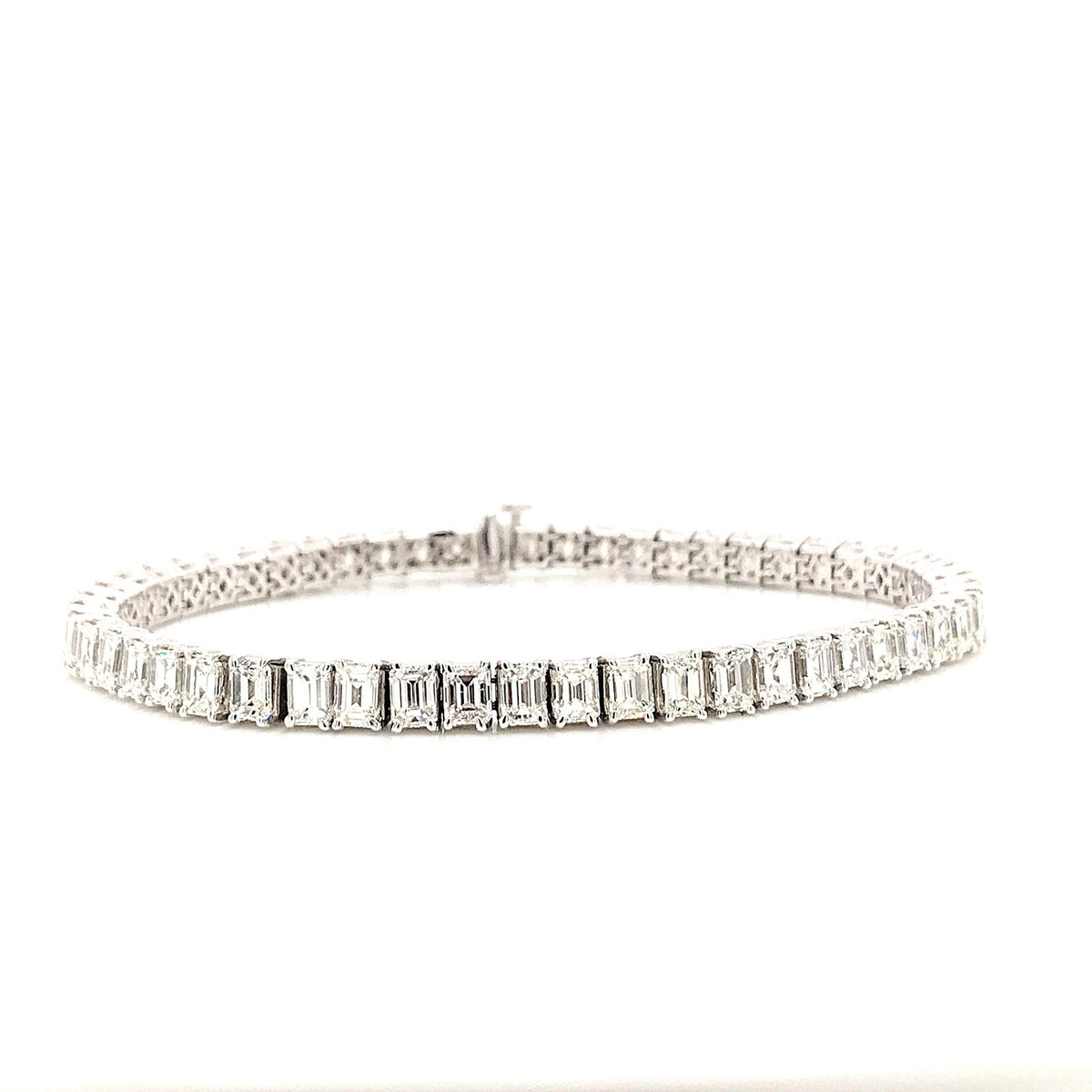 "BRAC01440" Emerald Shaped Diamond Tennis Bracelet in Platinum