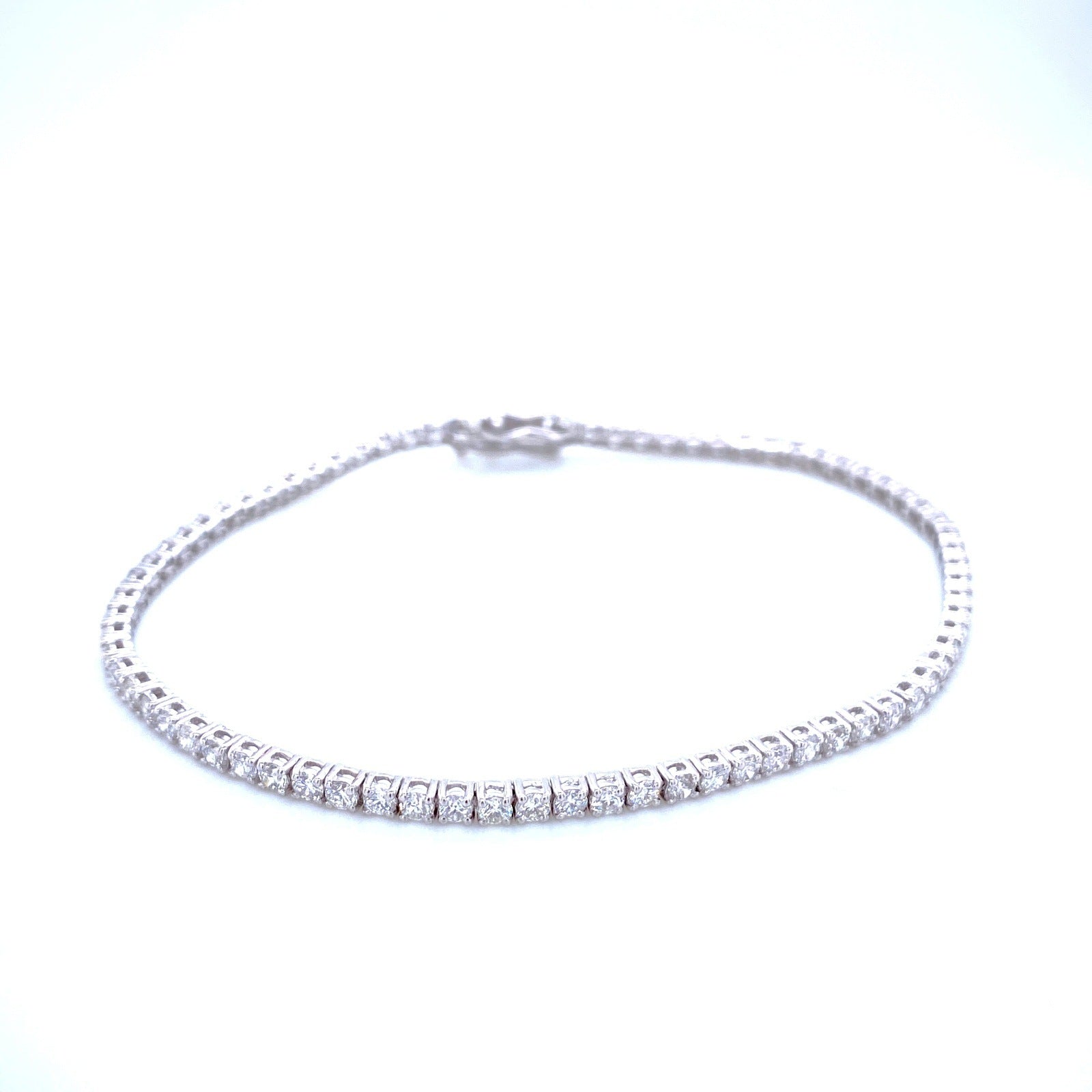 "BRAC01437" 2.89 Carat Petite Diamond Tennis Bracelet