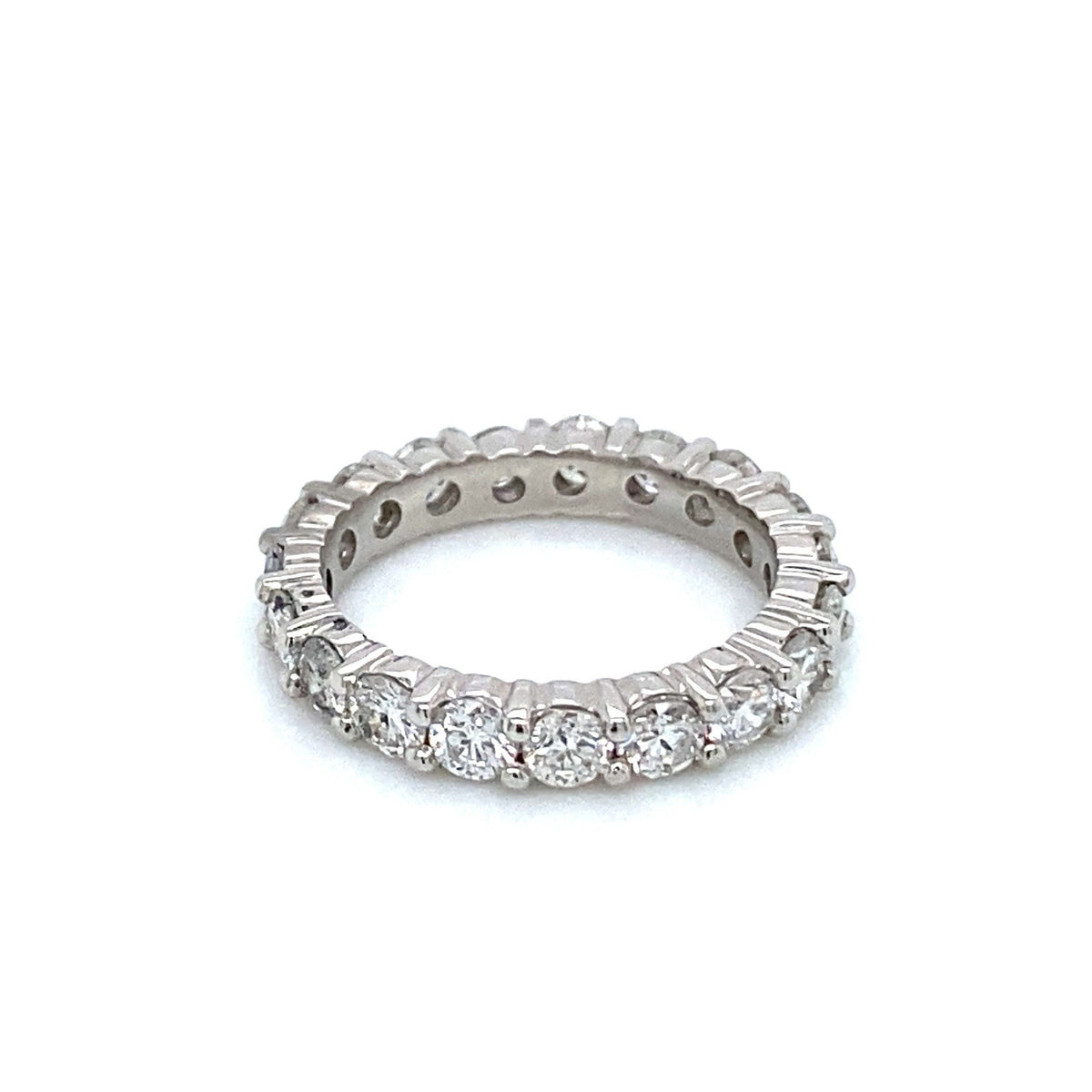 "ETNBD03039" Shared Prong Round Brilliant Diamond Eternity Band