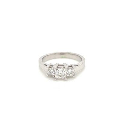 " 3STRG01017 " 1.01Carat Round Diamond Three Stone Engagement Ring