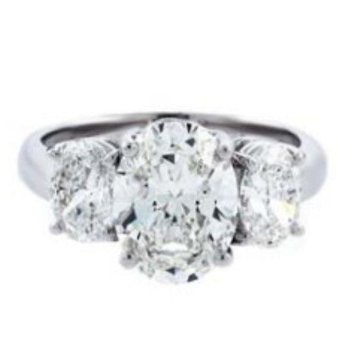 "3STRG01026" Three Stone Oval Diamond Trilogy Anniversary Ring