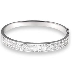 "BANG01018" Princess Cut Diamond Bangle