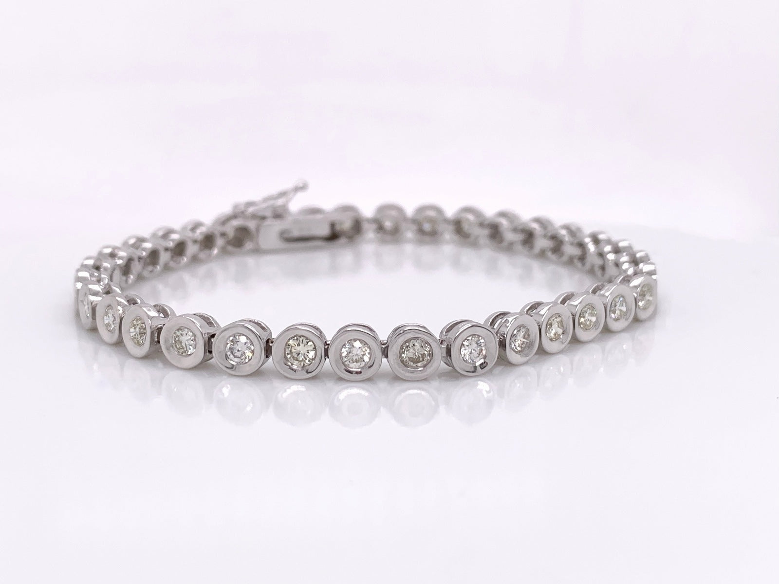"BRAC01364" Diamonds Bracelet with 18KT White Gold
