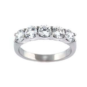 "DBAND01309" 1.55cts Shared Prong Ring