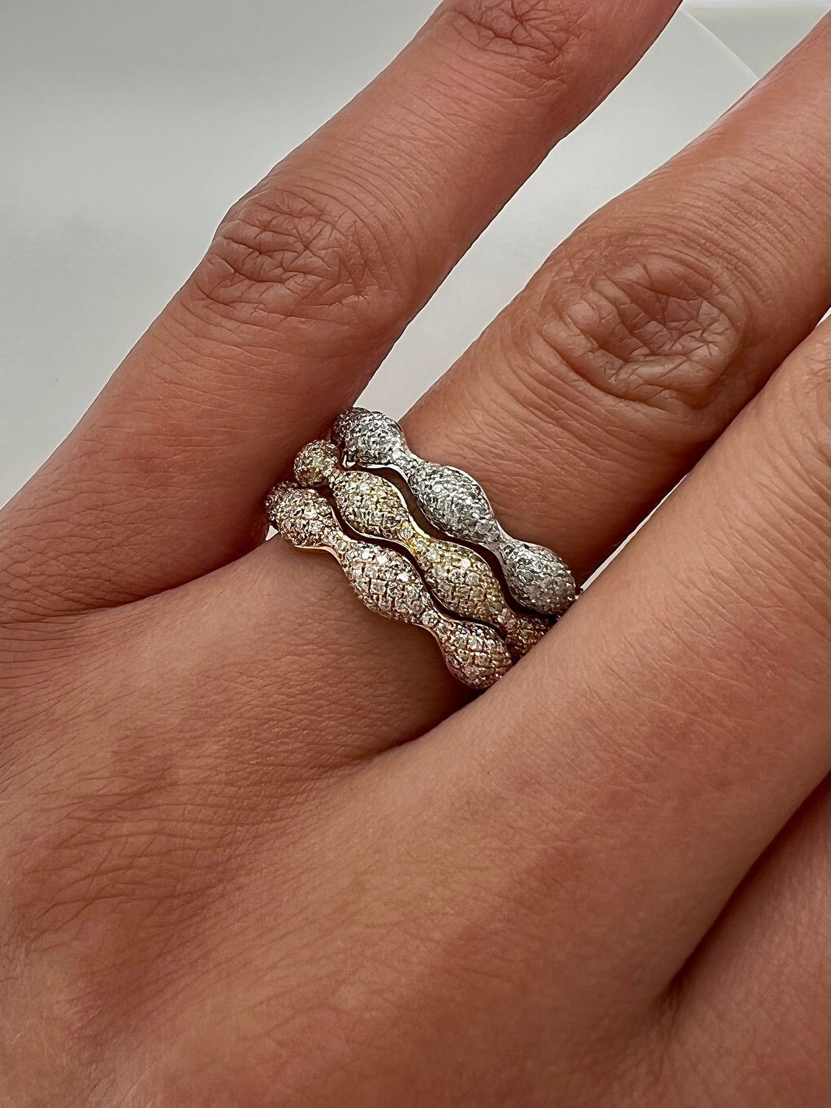 1.08Carat Round Diamond Pave Ladies Band
