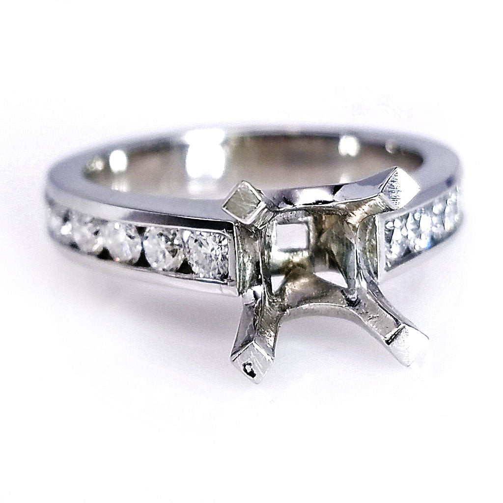 "ENGR02278" Platinum Diamond Engagement Ring Setting