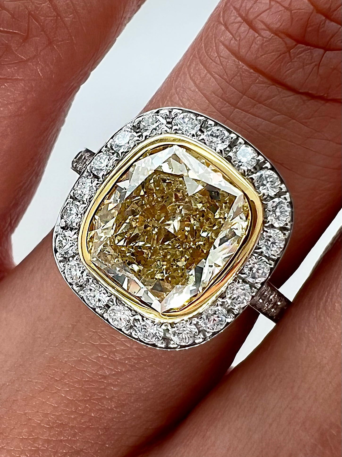 4.31 Total Carat Fancy Yellow Diamond Ladies Halo Pave-Set Engagement Ring. GIA Certified.