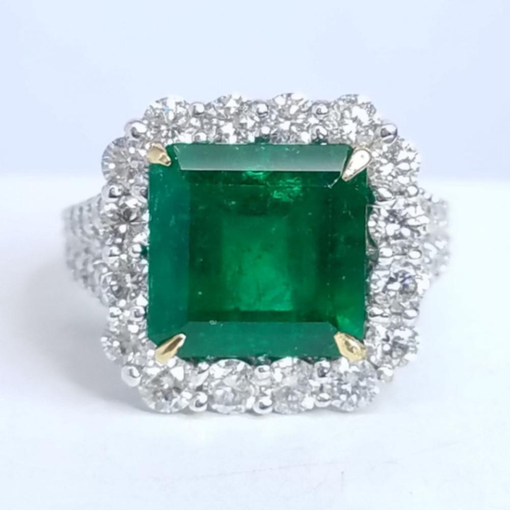 5.95 Total Carat Green Emerald Diamond Halo Ladies Ring