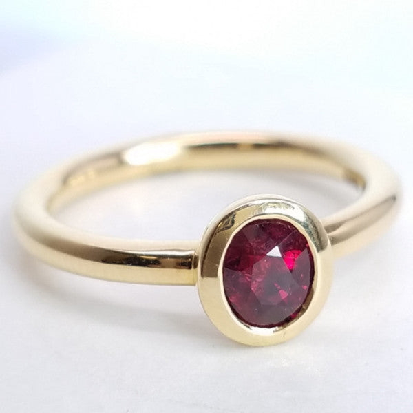 "ENGR02963" Red Hot GIA Ruby Yellow Gold Ring