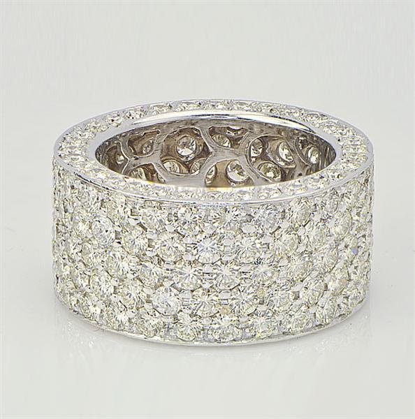 "ETNBD01892" 5 Row Diamond Eternity Band