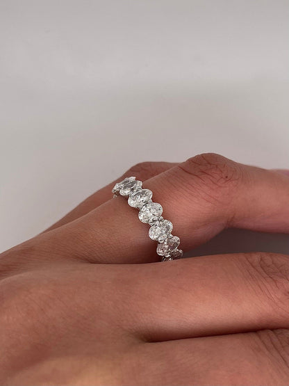 5.07 Carat Shared Prong Diamond Eternity Band in Platinum