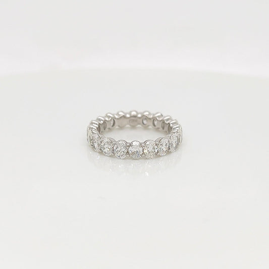 2.94 Carat Shared Prong Diamond Eternity Band in Platinum