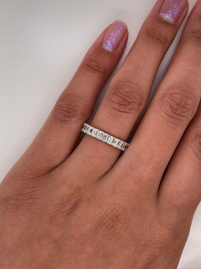2.63 Carat Shared Prong Diamond Eternity Band in Platinum