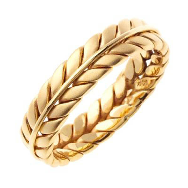 14K Yellow Gold Wedding Band in 14K Yellow Gold