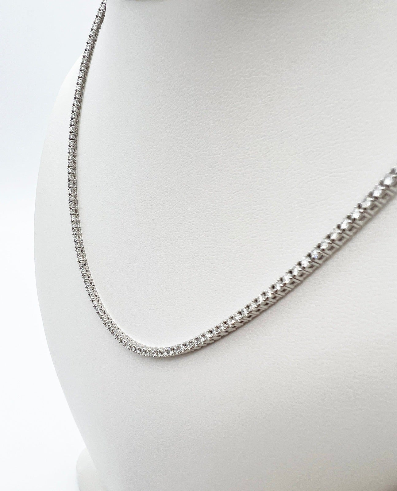 4.66 Carat Diamond Tennis Necklace with Round Diamonds in White Gold