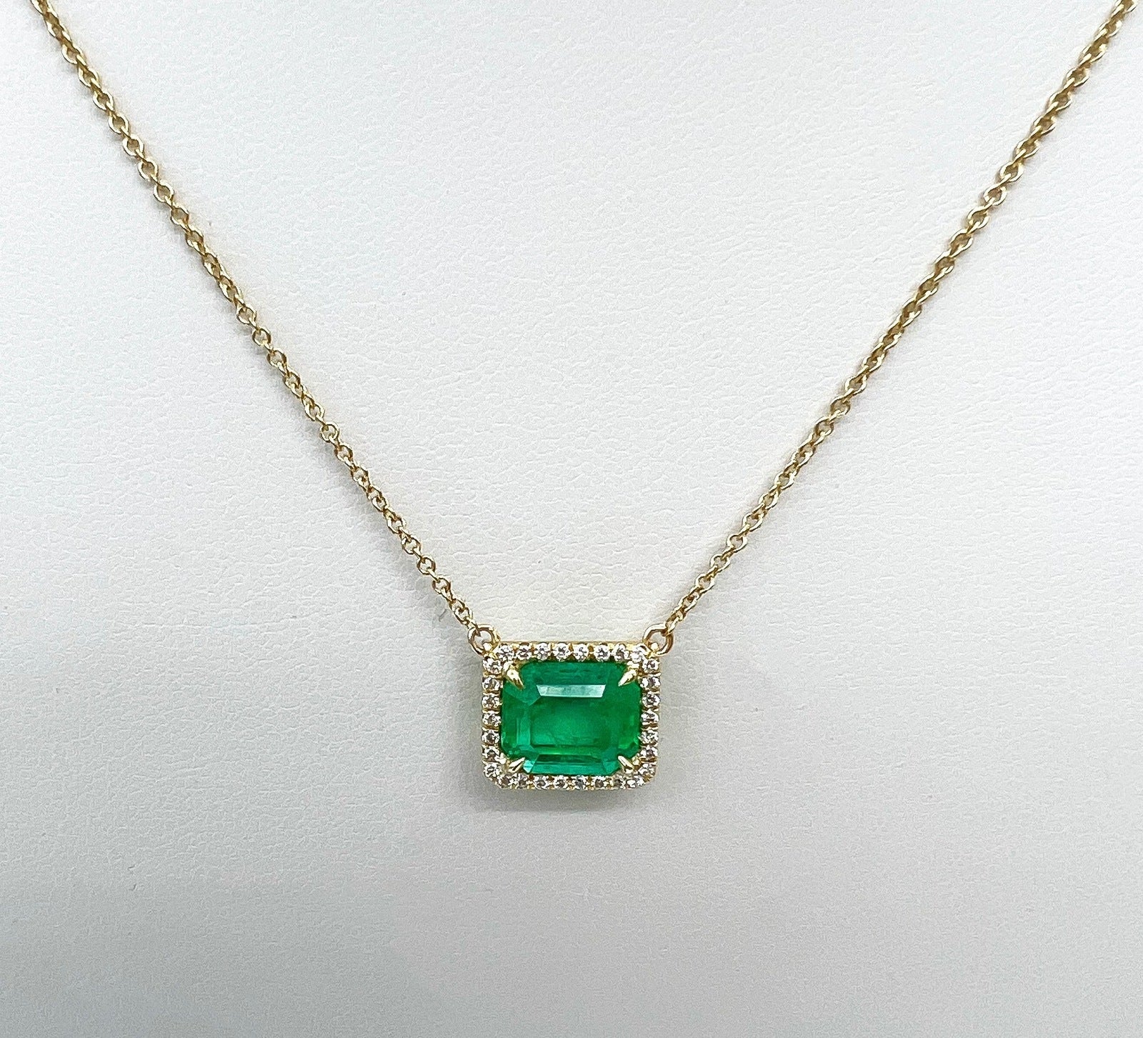 3.0 Total Carat Emerald and Diamond Pendant Necklace in 18K Yellow Gold