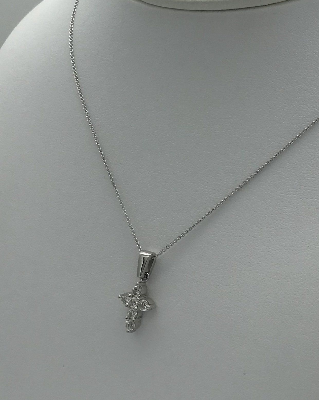 "PEND01319" Petite Diamond and White Gold Cross Pendant