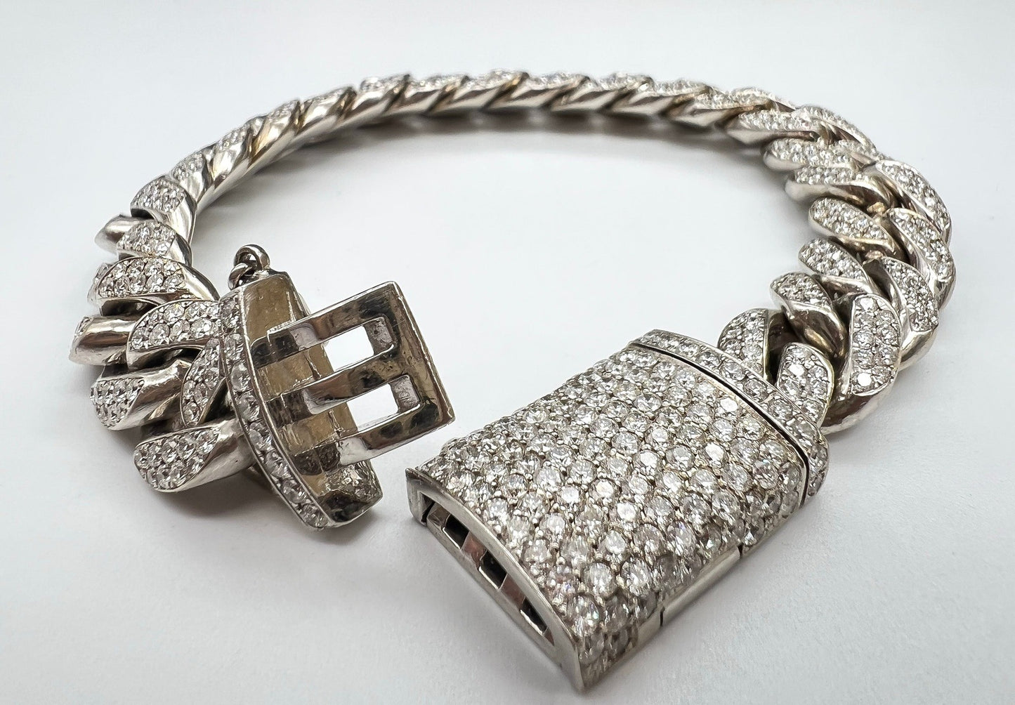 11.5 Carat Unisex 14K White Gold Iced Out Cuban Link Diamond Bracelet, 114g 8"