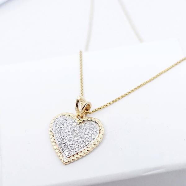 "PEND01654" 14K Yellow Gold Diamond Heart Pendant Rope Detailing