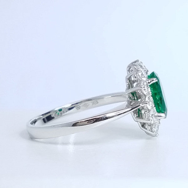"LADRG01419 " Oval Green Emerald Diamond Ring
