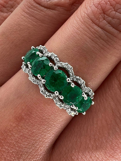 "LADRG01420" Right Hand Ring Emeralds & Diamonds