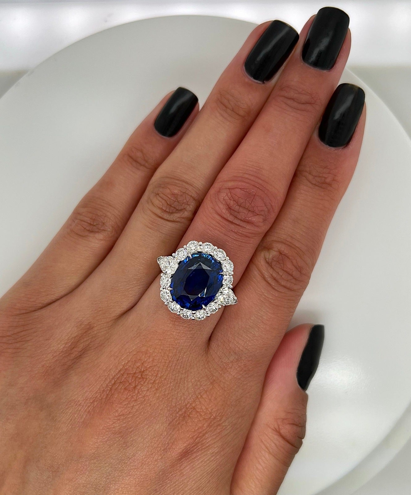 12.59 Total Carat Sapphire and Diamond Halo Vintage Style Ladies Engagement Ring. GIA Certified