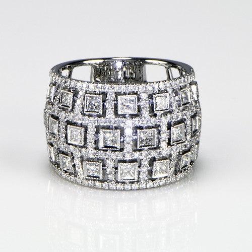 1.56 Carat Ladies Diamond Ring in 18K White Gold 1.56 ct. tw.