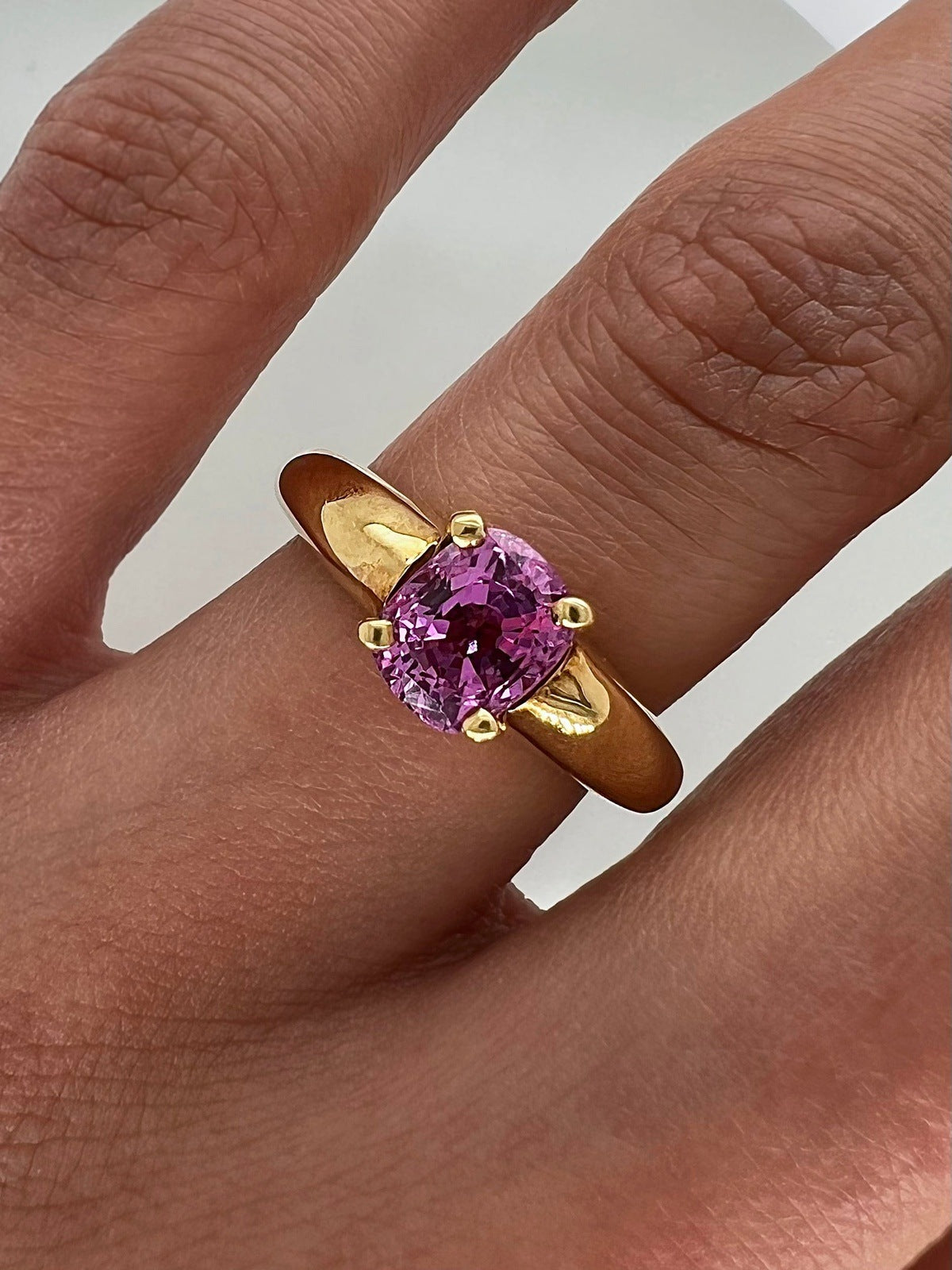 1.90 Carat Oval Pink Sapphire Solitaire Ladies Ring in Yellow Gold Band