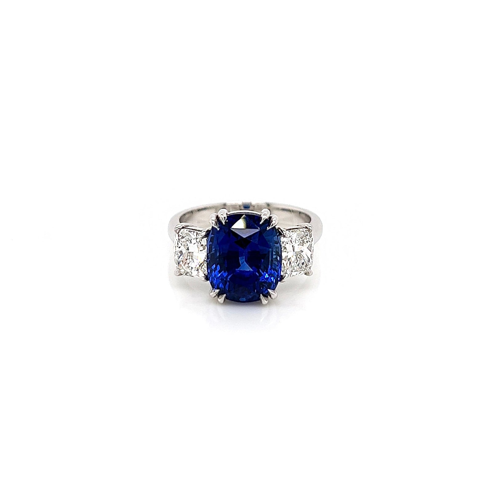 7.87 Total Carat Sapphire and Diamond Ladies Ring. GIA Certified.