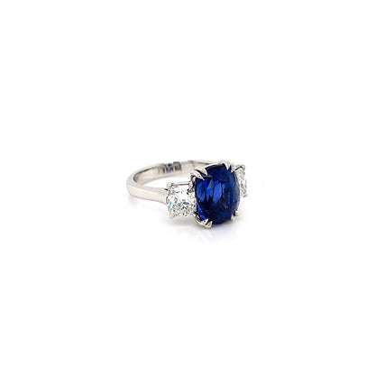 7.87 Total Carat Sapphire and Diamond Ladies Ring. GIA Certified.
