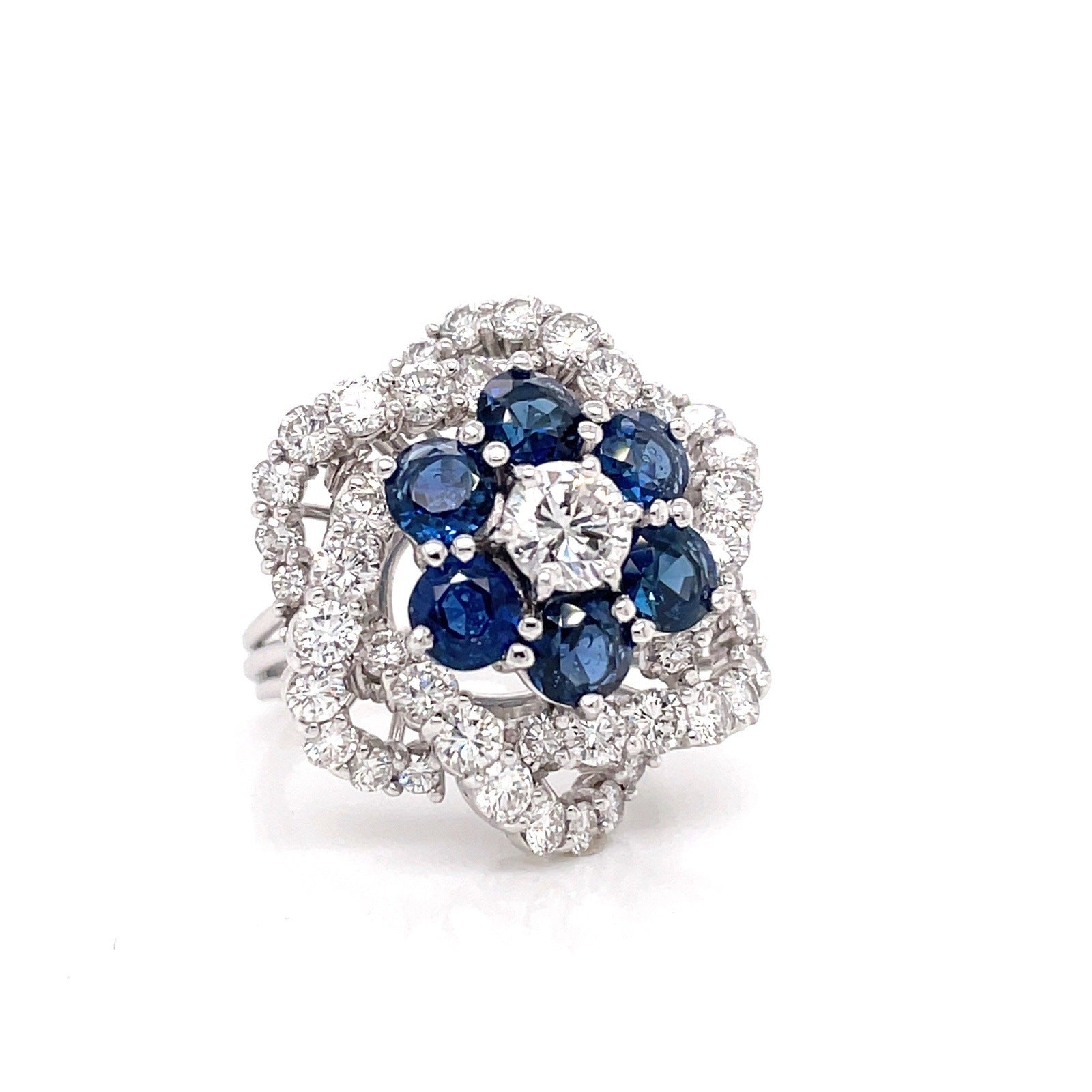 6.41 total Carat Sapphire Diamond Flower Motif Ladies Vintage Ring