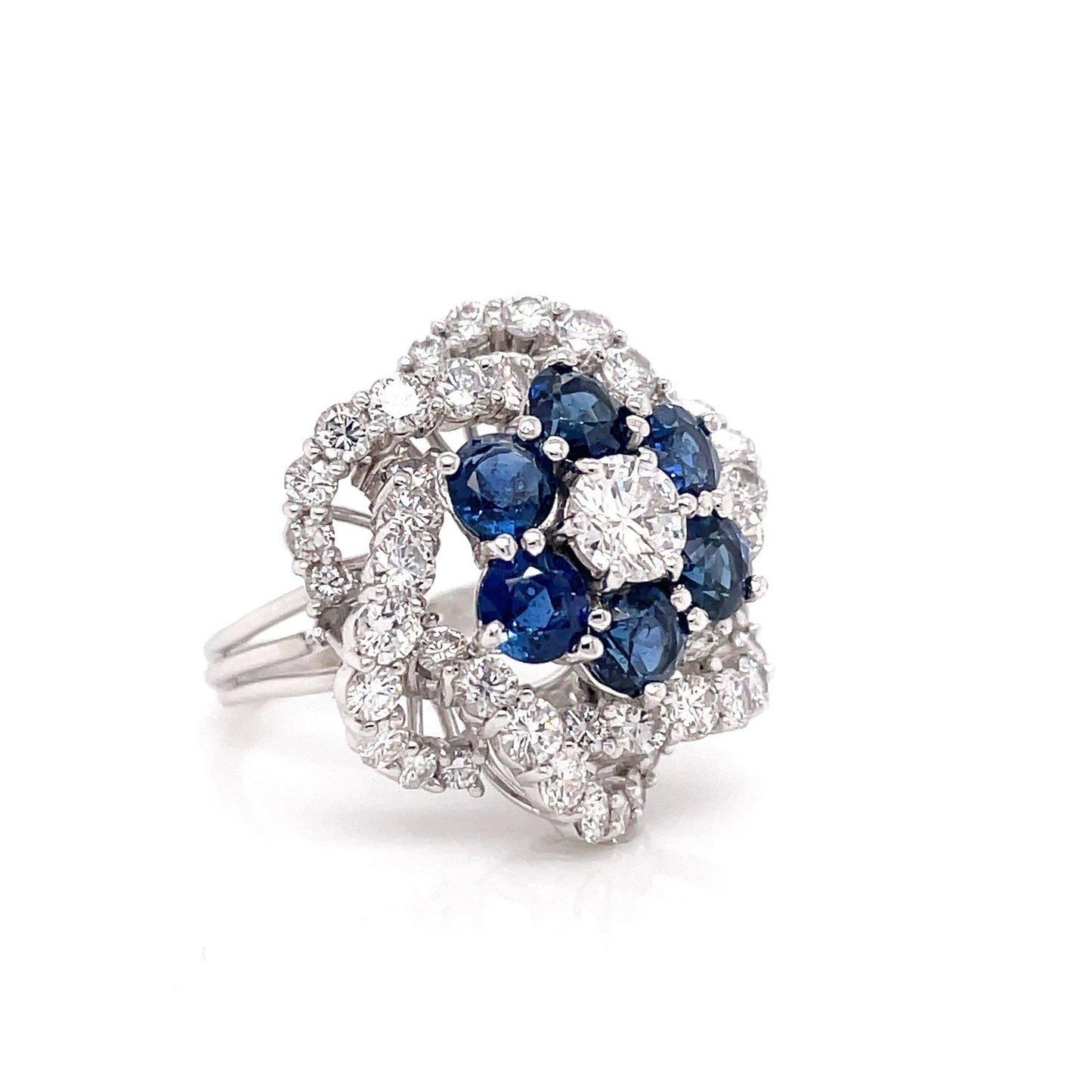 6.41 total Carat Sapphire Diamond Flower Motif Ladies Vintage Ring