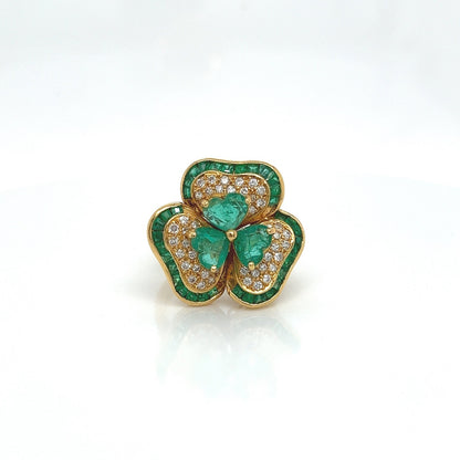 5.65 Total Carat Lucky Clover 18K Yellow Gold Diamond & Colombian Green Emerald Ladies Ring