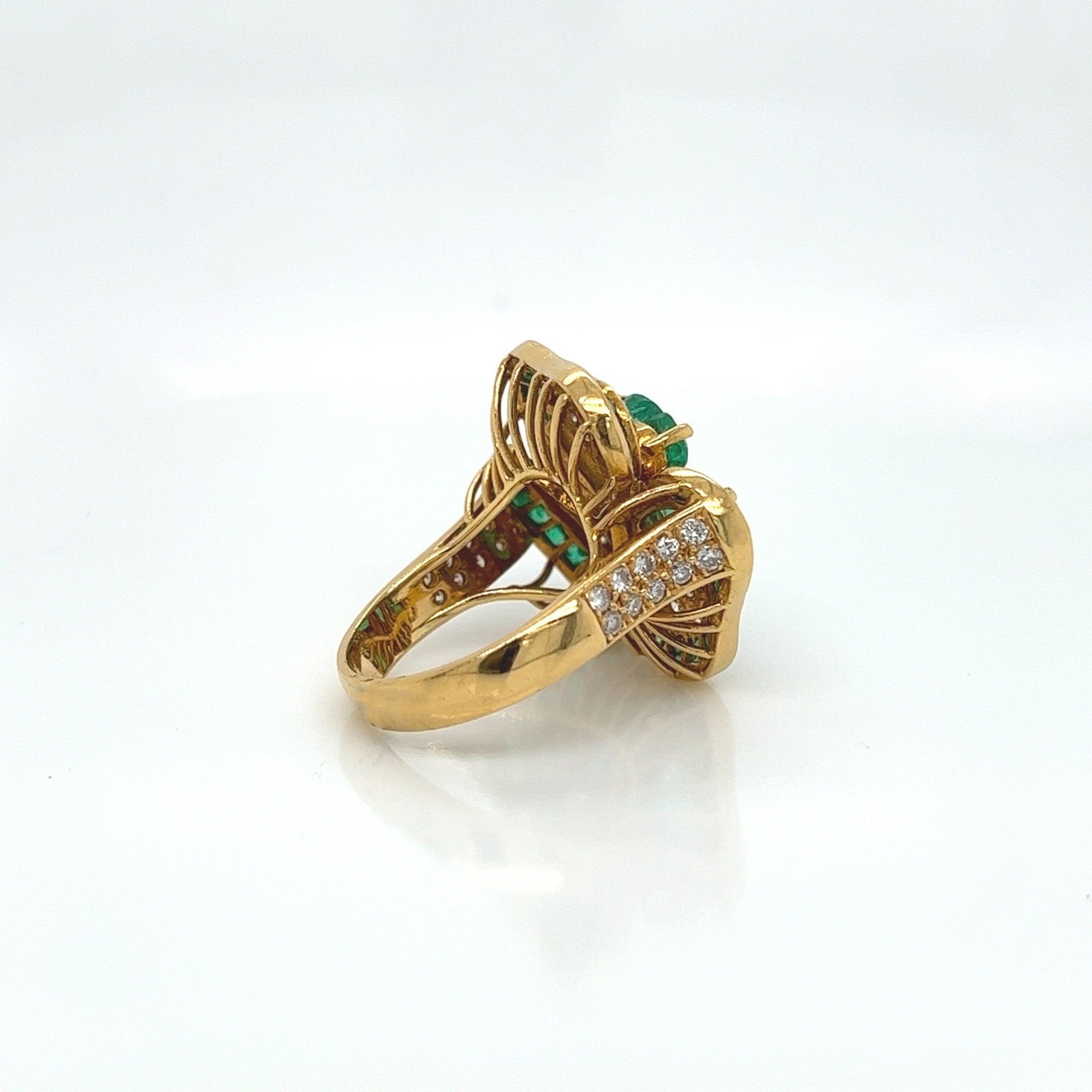 5.65 Total Carat Lucky Clover 18K Yellow Gold Diamond & Colombian Green Emerald Ladies Ring