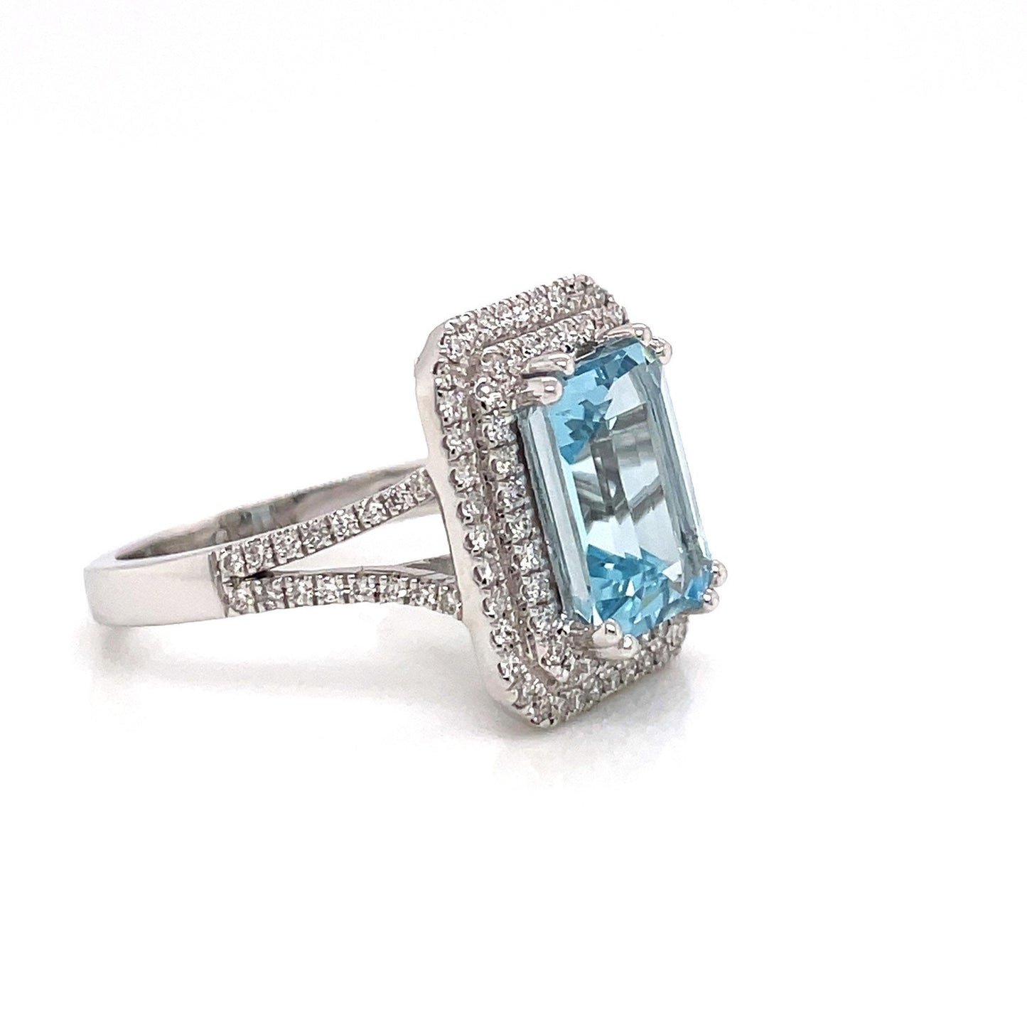 3.83 Total CARAT AQUAMARINE DIAMOND LADIES RING