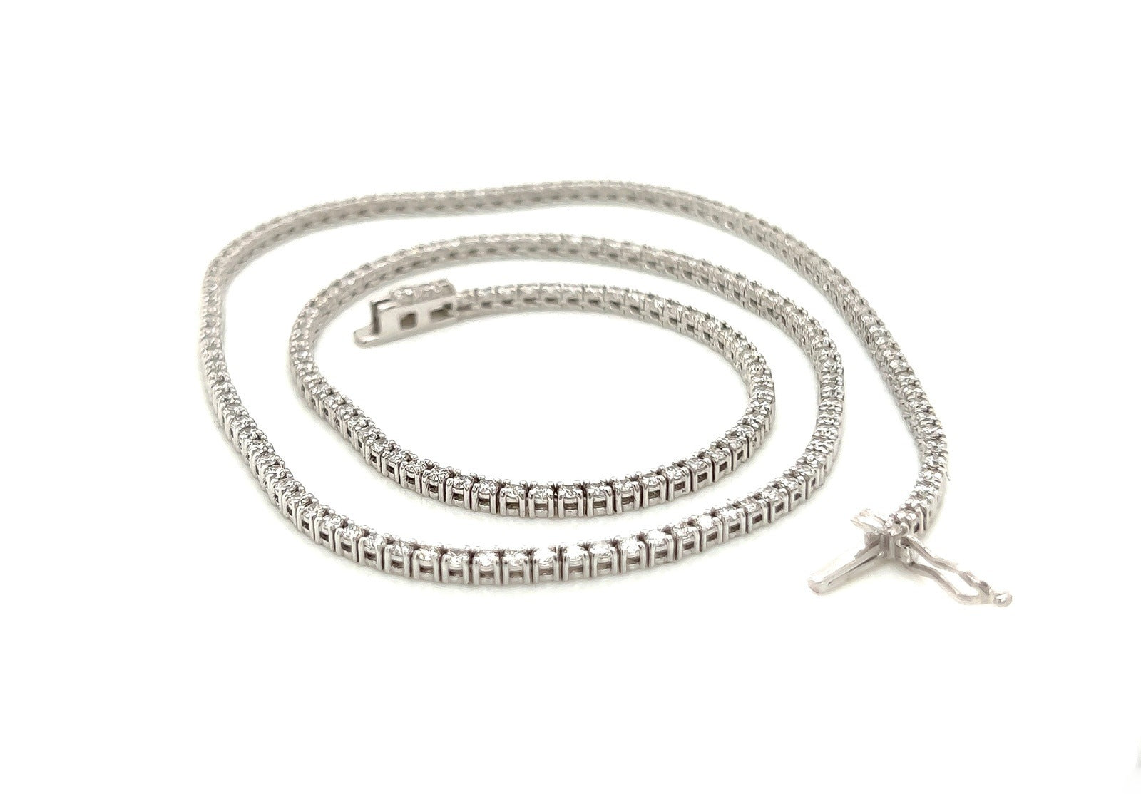 4.66 Carat Diamond Tennis Necklace with Round Diamonds in White Gold