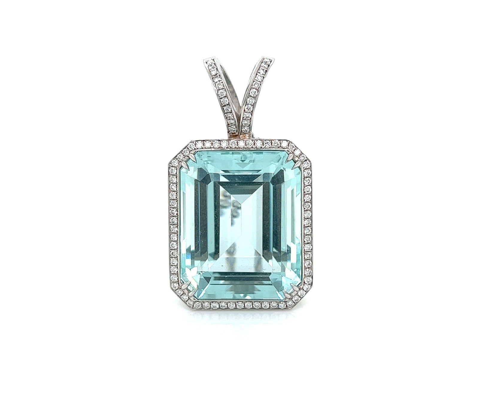 Gorgeous 35.20 Total Carat Emerald Cut Aquamarine Pendant Necklace in a 18 Karat White Gold Chain