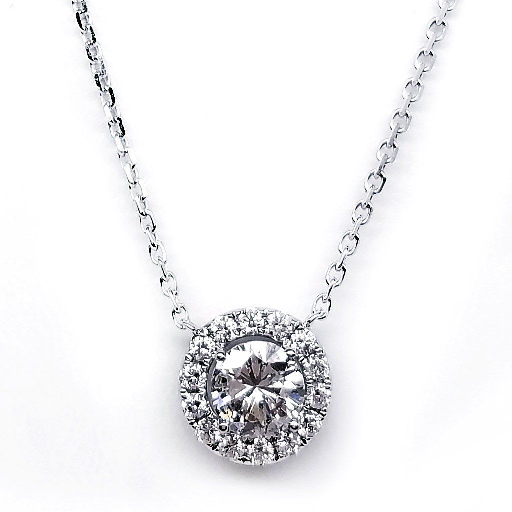 "PEND01668" 18K White Gold Round Diamond Pendant