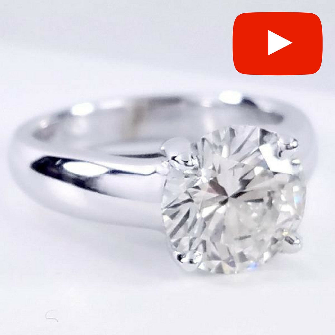 "ENGR02525" Important Round Diamond Solitaire Ring