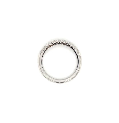 0.52 Carat Round Diamond Prong-Set Wedding Band