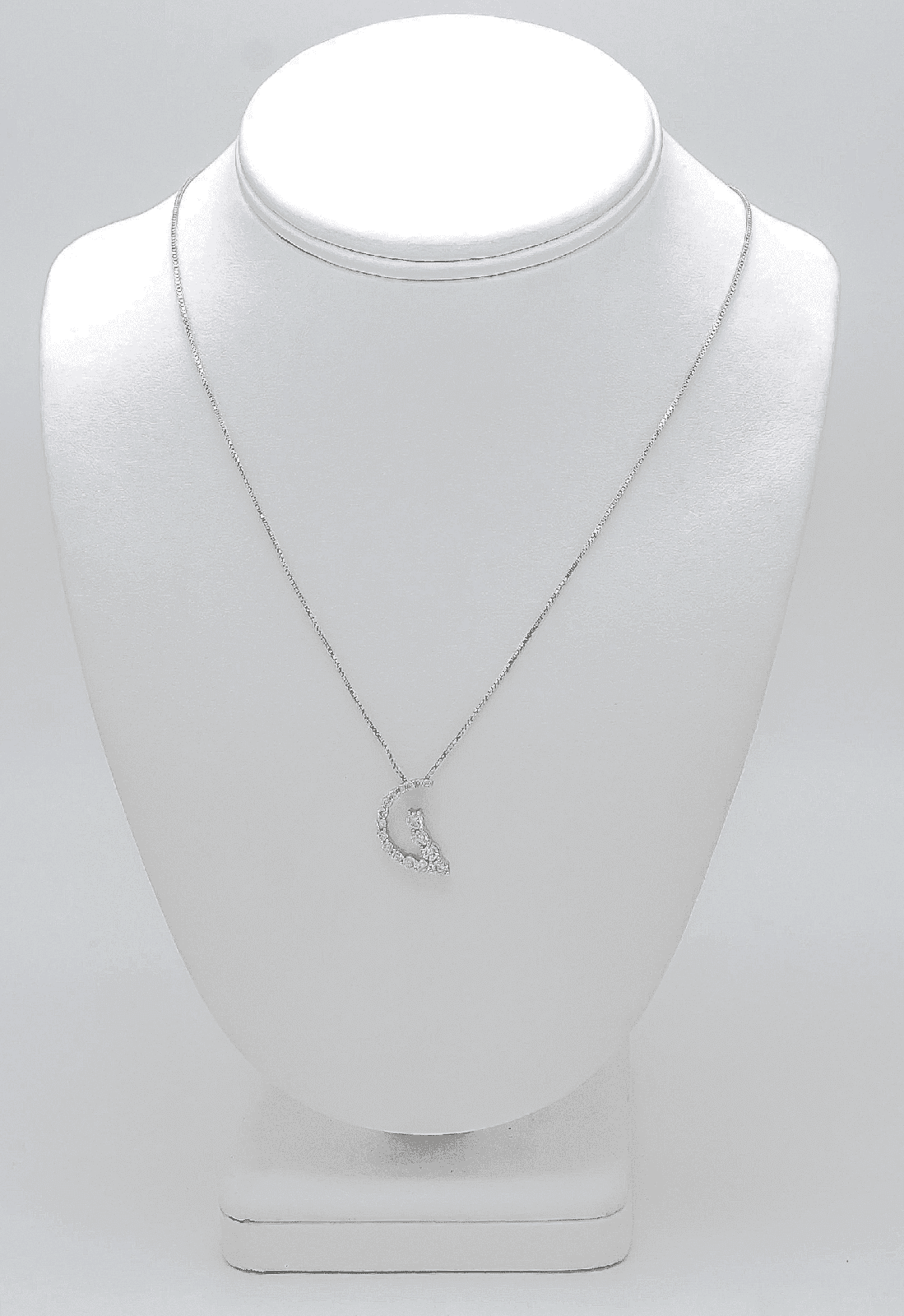 1.32 Carat Diamond Pendant Necklace in 14K White Gold