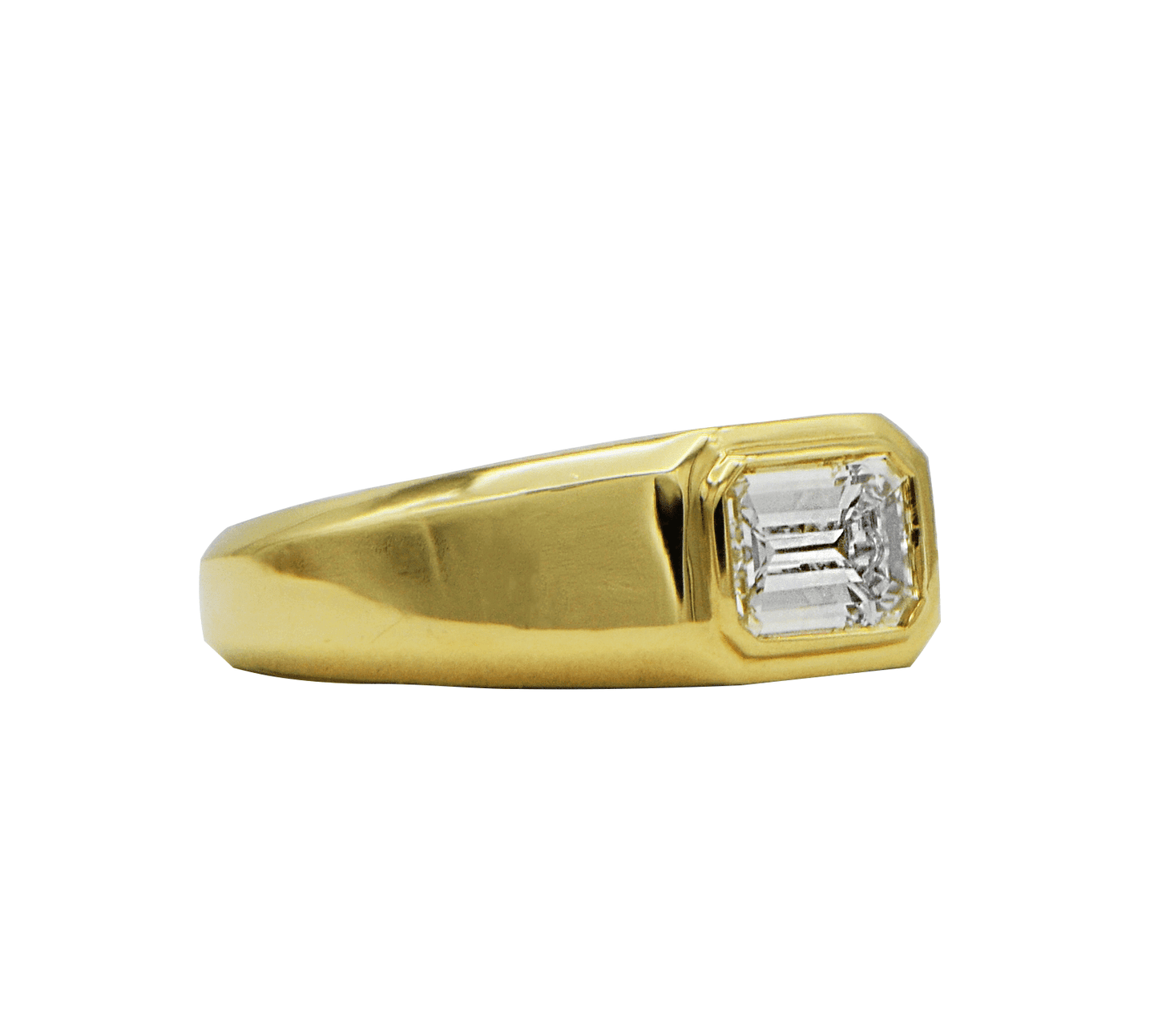 "MENRG01097" Bezel Set Emerald Shaped Diamond Ring