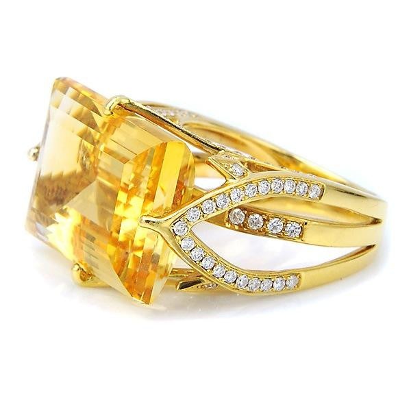23.00Carat Citrine Ladies Diamond Fashion Ring In 18k Yellow Gold