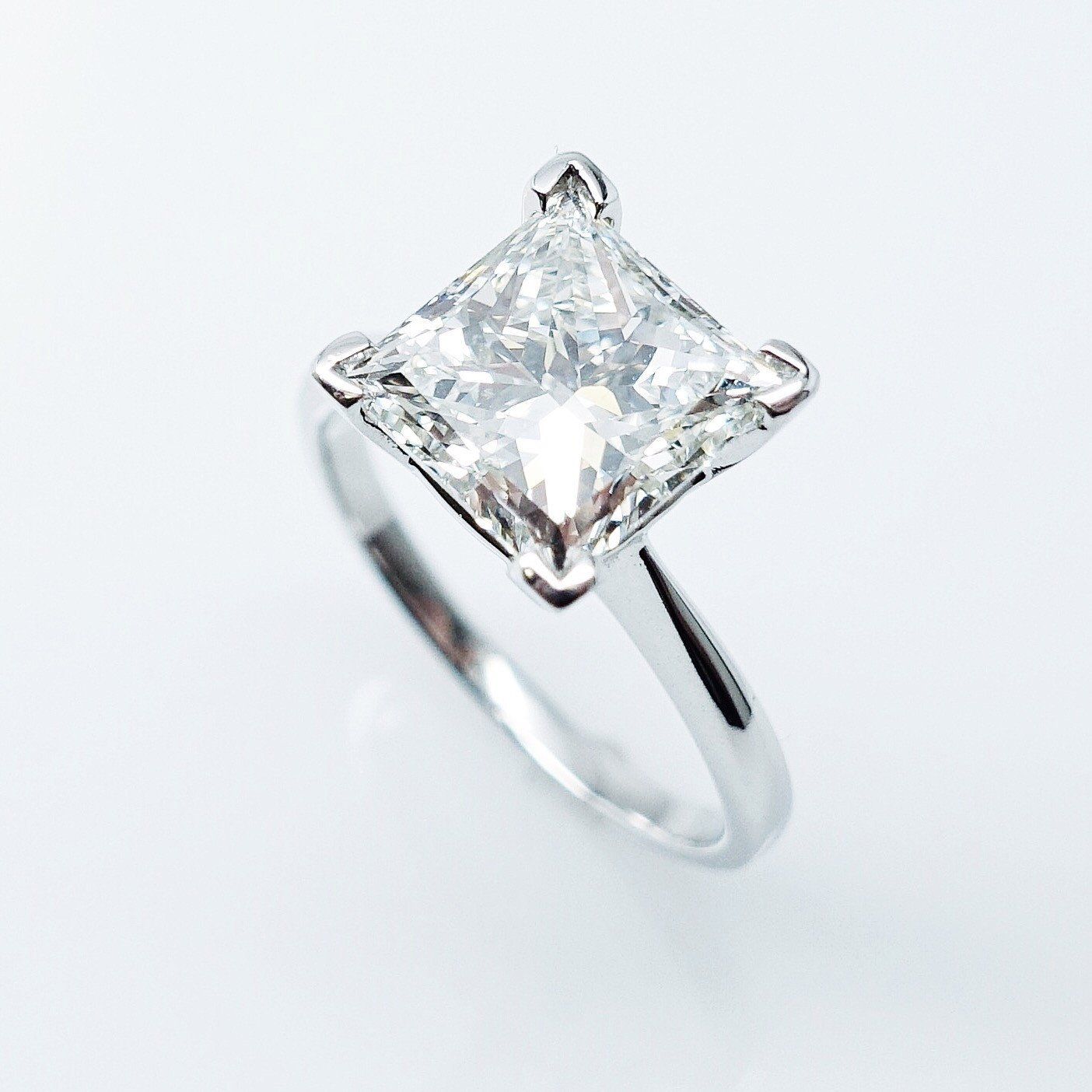 "engr03027" Solitaire Diamond Engagement Ring