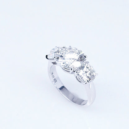 "ENGR02281" Three Stone Round Diamond Engagement Ring ENGR02281